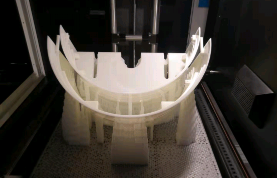 為什么要選擇SLA 3D打印機？使用SLA 3D打印機的好處有哪些？
